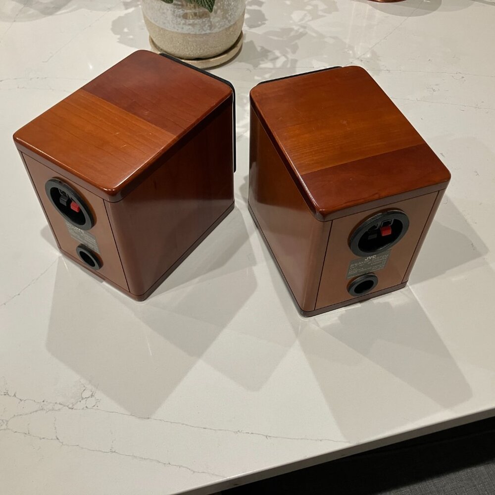 JVC Cherry Wood Tabletop Speakers Set of 2 - Picture 4 of 4